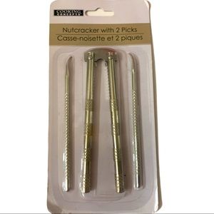 Nutcracker w/2 Picks